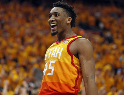 官方：中国香港代表队归化26岁原以色列籍中场巴拉克（中国香港队官宣归化26岁前以色列籍中场巴拉克）