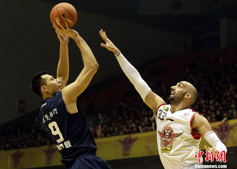 黑暗骑士上身，一哥斯达黎加球队推出与蝙蝠侠的联名球衣（蝙蝠侠加持，哥斯达黎加豪门发布联名球衣）