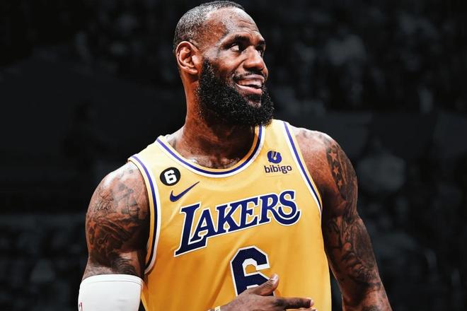 徐江评申花错失冠军：管理层决策有问题，领先时选择足协杯（徐江点评申花丢冠：管理层决策失当，领先阶段押宝足协杯）